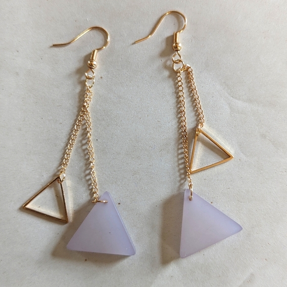Earrings - Dangling Triangles Retro/Hipster - Picture 2 of 2